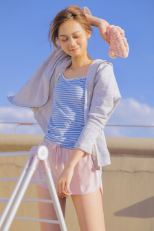 年轻的寡妇2